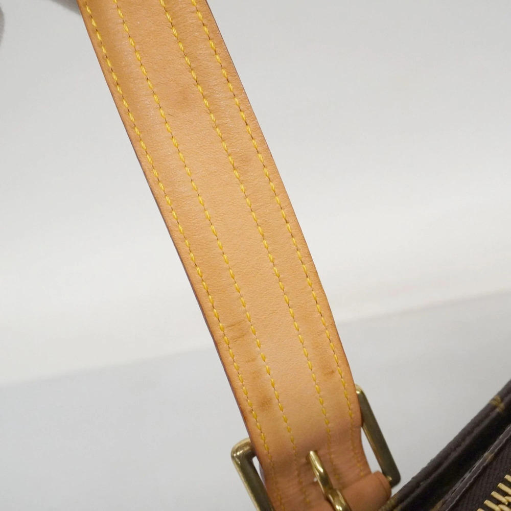 LOUIS VUITTON Brown Monogram Tote Bag - Picture 8 of 11